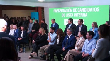 Karina Maureira y Julieta Corroza encabezan la lista de La Neuquinidad. (captura)