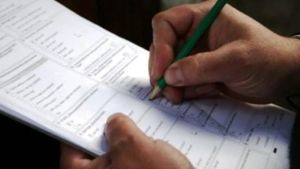 ¿Quiénes son los visitadores de las casas de Neuquén?: alertan que no se piden datos biométricos, pero sí hay una encuesta