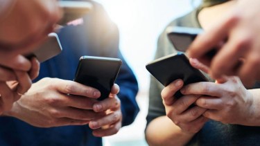 Las redes invaden la plaza pública