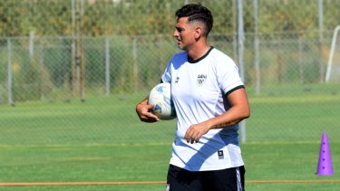 Cambios en Cipolletti: Guillermo Doglioli renunció como DT en la Liga Confluencia