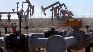 Aumentó el petróleo: los precios se dispararon por el conflicto en Medio Oriente