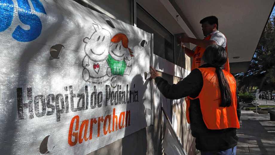 Apuran al Gobierno de Javier Milei para que promulgue la Ley por el Garrahan. (Foto archivo: Marcelo Ochoa).