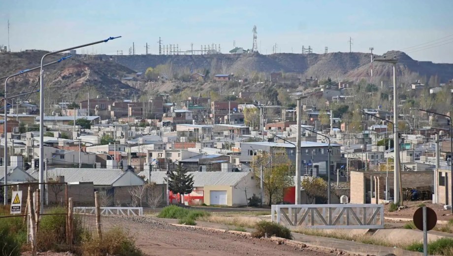 Los ítems en los que más aumento hubo fueron: vivienda y servicios públicos, educación y bebidas. Foto Florencia Salto.