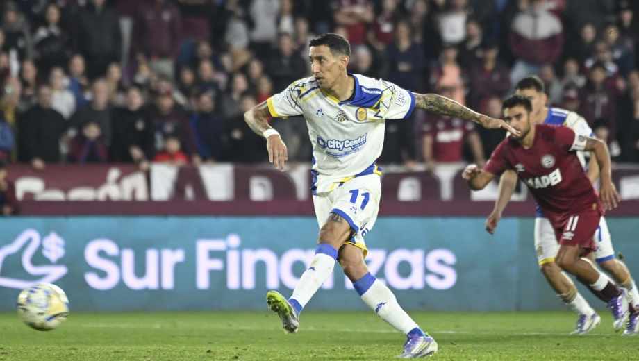 Rosario Central lidera la Tabla Anual.