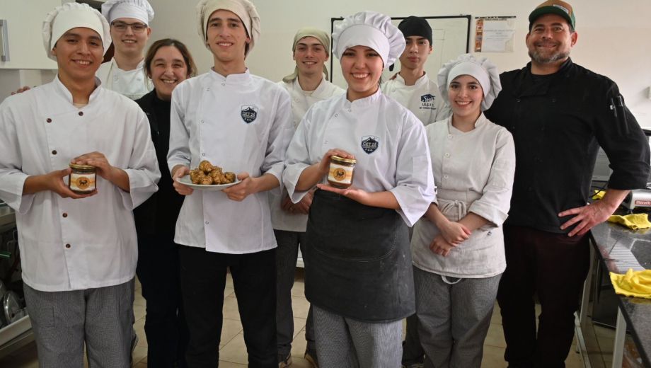 El grupo comenzó a trabajar en mayo. Foto: Chino Leiva