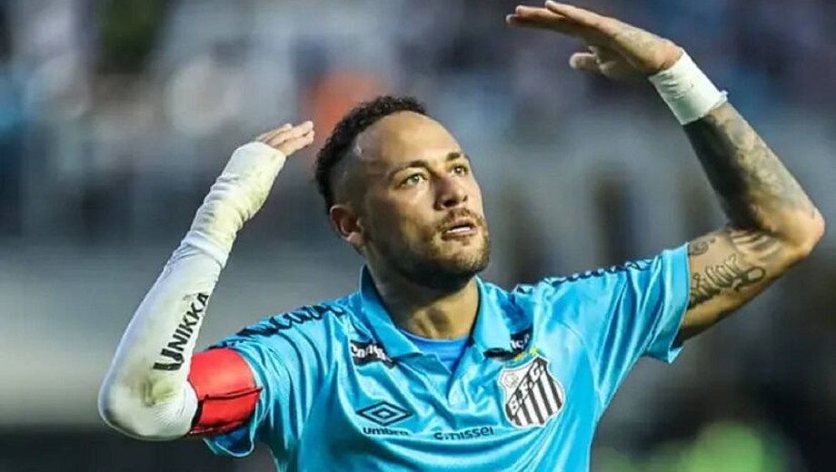 Neymar habló tras el doblete que marcó con Santos.