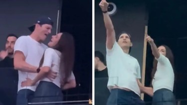 Ashton Kutcher y Mila Kunis fueron al show de los Backstreet Boys: el video que se volvió viral