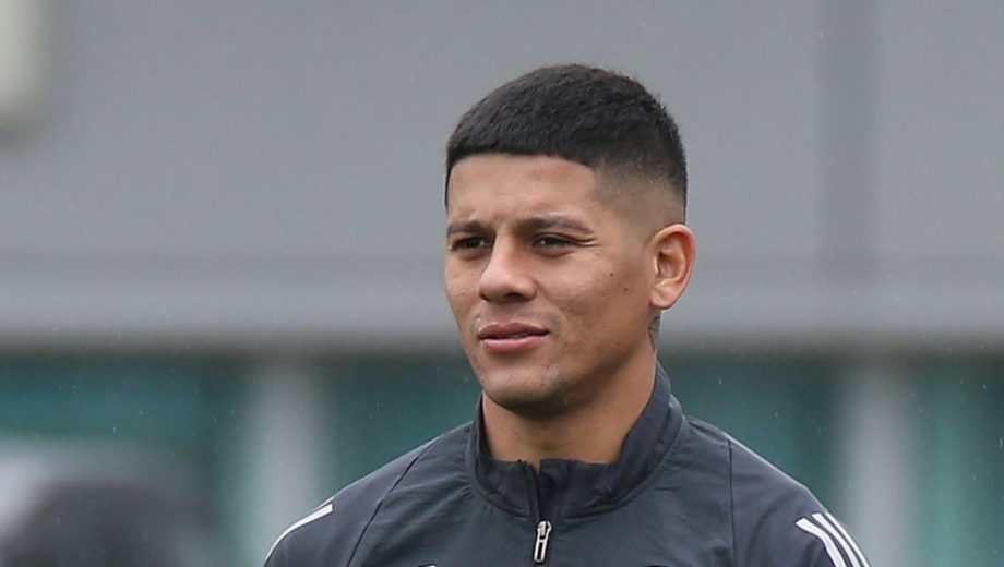 Marcos Rojo y una complicación en su llegada a Racing.