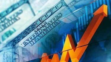El mercado acusa el golpe del ruido político y el riesgo país rompe la barrera de los 800 puntos