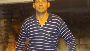 Búsqueda de un hombre de 45 años en Viedma: no se presentó a su trabajo y su paradero es un misterio