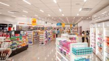 Imagen de ¿Se va? Como Carrefour, una reconocida cadena de farmacias busca socios para su negocio en Argentina