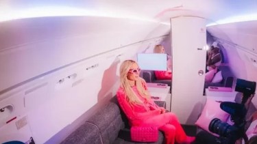 El nuevo capricho de Paris Hilton: un jet privado rosa valuado en 20 millones de euros