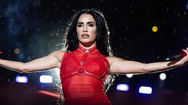 Lali fue víctima de una amenaza de bomba en pleno show en San Juan