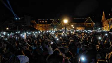 «Es devolverle a la comunidad de Bariloche todo lo que nos da», Travel Rock vuelve apoyar a la Fiesta Nacional de la Nieve