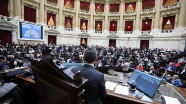 Diputados: la oposición acelera el debate de la ley que busca frenar los DNU de Javier Milei