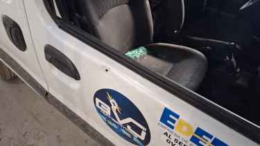 Dispararon contra trabajadores de Edersa en Cipolletti: estaban cortando la luz en un barrio por falta de pago