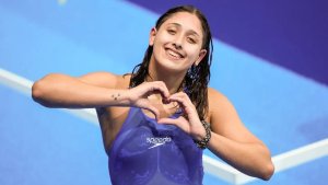 Agostina Hein hizo historia, rompió récords y es campeona mundial juvenil de natación