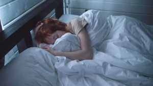 Jet lag social: ¿Por qué tu cuerpo sufre aunque no viajes?