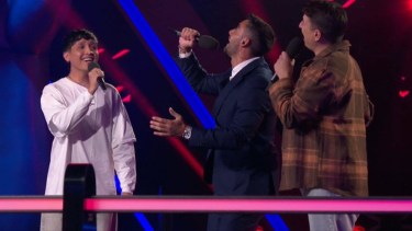 La Voz Argentina: Joaquín Martínez, el joven de Neuquén, ganó una dura batalla y sigue en el reality 