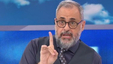 Jorge Rial reveló el nombre del conductor que compró un Martín Fierro de oro 