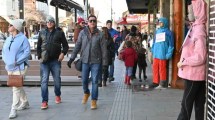 Imagen de El municipio de Bariloche desactivó la prohibición que regía para los promotores callejeros