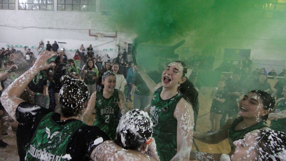 La fiesta es Verde. Biguá ganó las dos finales con mucha claridad. (Oscar Livera)