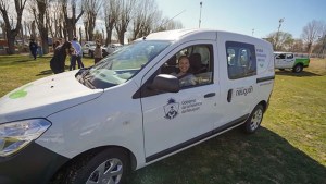 Entregaron utilitarios y ambulancias para mejorar la flota de hospitales y centros de salud en Neuquén