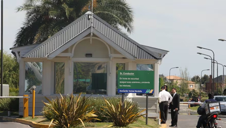 Nuevos allanamientos en Nordelta por las presuntas coimas en Discapacidad. (La Nación).