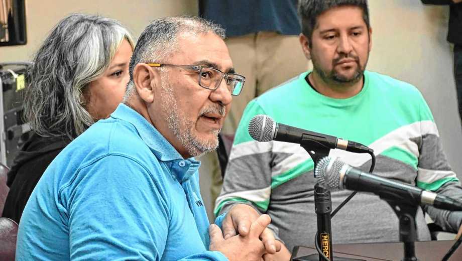 Luis Cuevas es el secretario general del sindicato de Trabajadores Viales. Foto Florencia Salto.