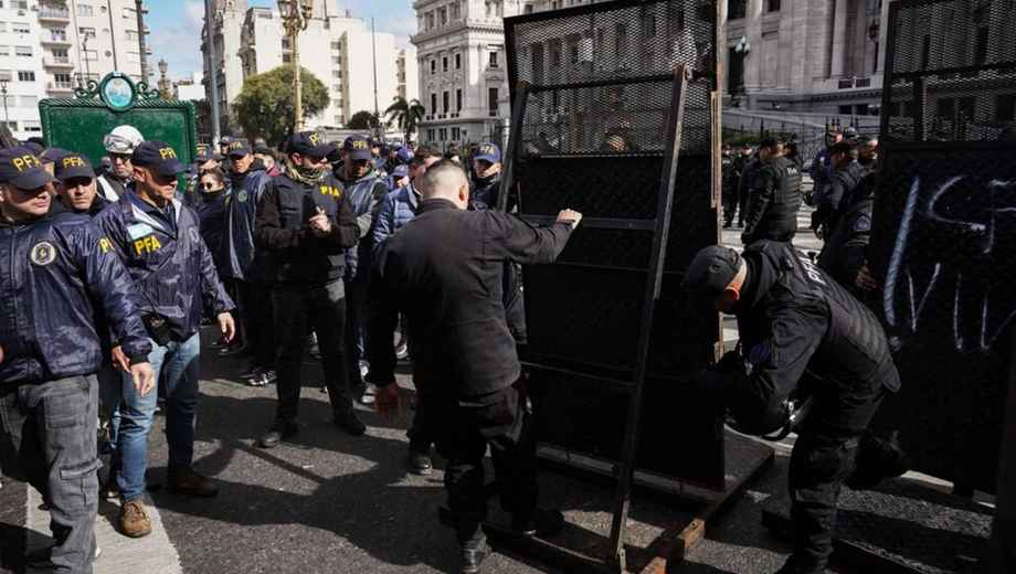 El operativo de seguridad en el centro porteño. (RS Fotos)