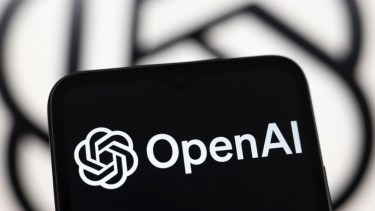 OpenAI pateó el tablero y lanzó modelos de IA personalizables: de qué se trata