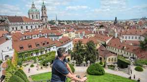 Viajar a Praga: guía para descubrir la Ciudad de las Cien Torres, historia y encanto en Europa