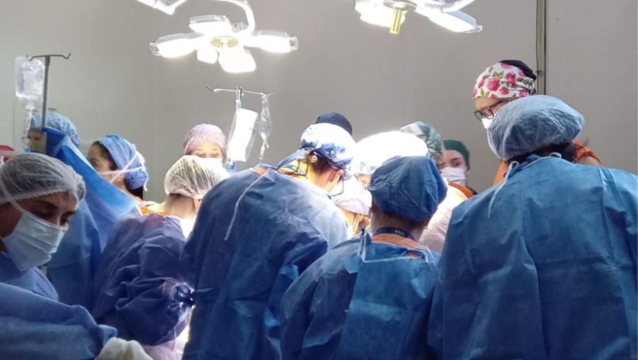 Los hospitales ya comenzaron a recibir las prótesis y materiales adquiridos en la licitación conjunta entre Salud, IPROSS y Horizonte. Gentileza Ministerio de Salud.