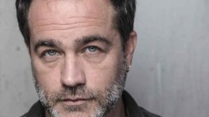 Gastón Pauls invita a hablar sobre prevención de adicciones en Cutral Co
