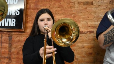 Cipriana, la talentosa trombonista de 12 años que conquistó en el Festival Internacional de Trombón