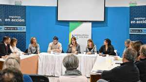 Cumbre en Roca: buscan recuperar la potestad provincial sobre las vías del Tren del Valle