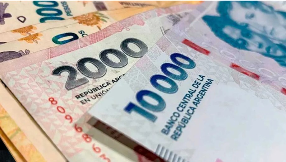 Expertos aseguran que la tasa de interés continuó en ascenso. 