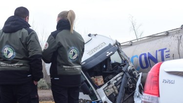 Tragedia en la Ruta 7: recordaron que restringirán el tránsito pesado, tras la muerte de dos estatales de Neuquén