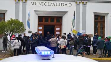 Fiscalía intervino en el conflicto entre Román y los gremios municipales de Allen sin resultados