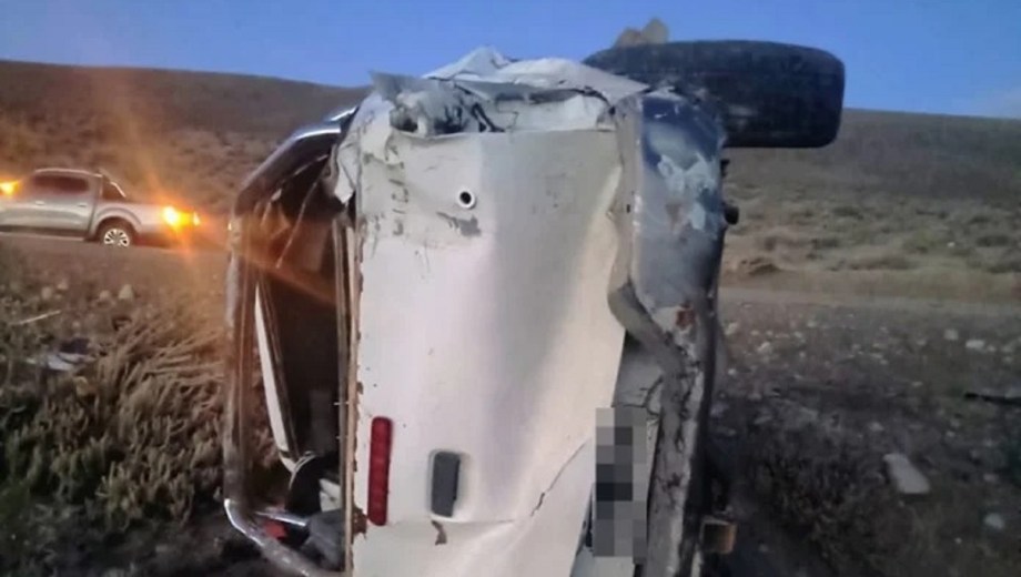 El accidente ocurrió en un tramo de ripio entre Cushamen y Gualjaina. Foto: gentileza EQSNotas.