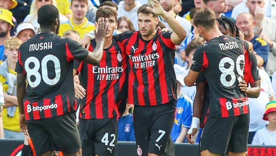 Santiago Giménez reveló su deseo de jugar en Boca.