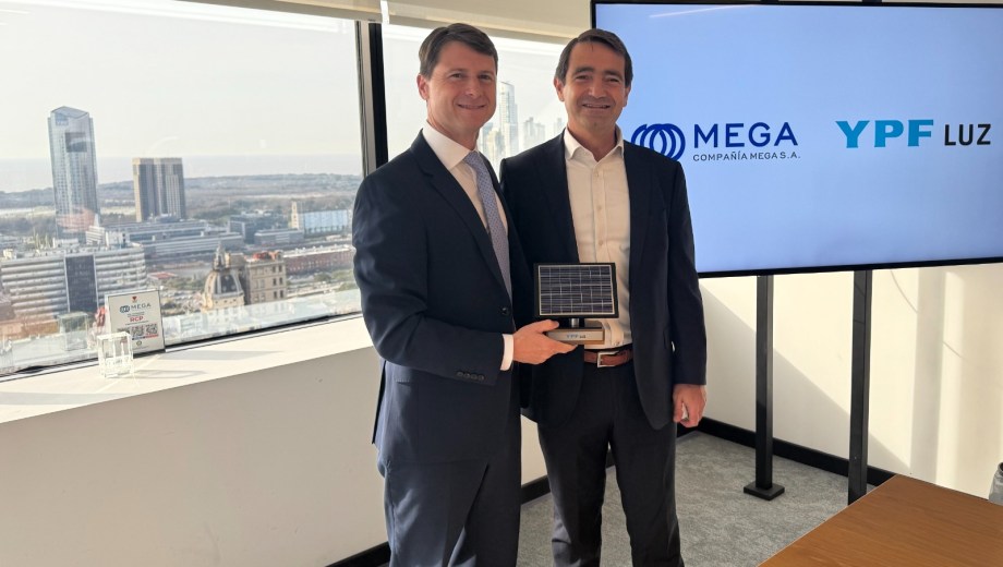 Compañía Mega abastecerá sus operaciones en un 100% con energías renovables.