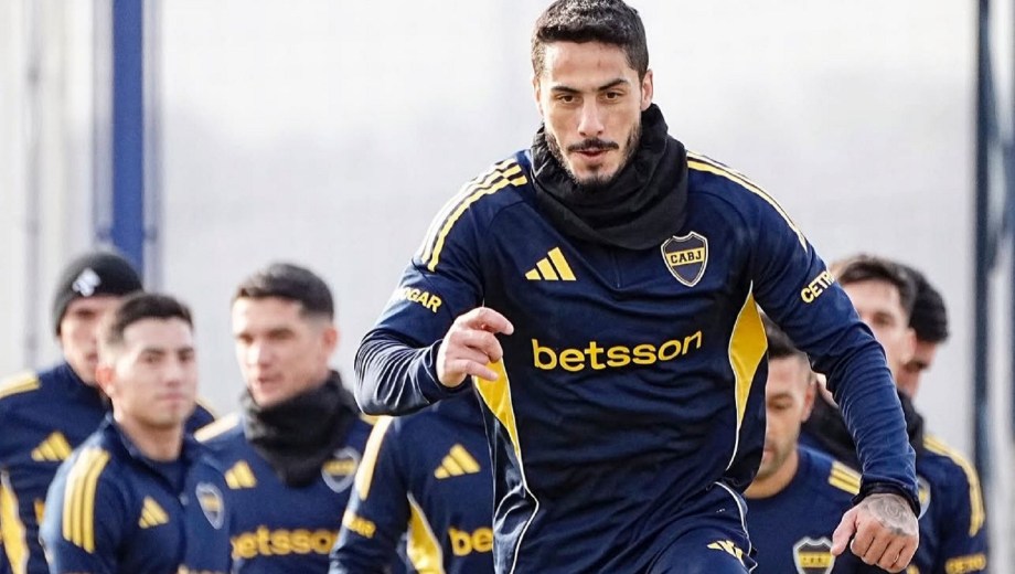 El ex Independiente se perfila para ser titular en el Xeneize.