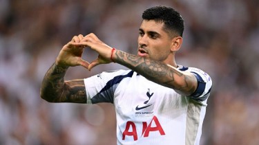 Hay Cuti para rato: Cristian Romero renovó su contrato con Tottenham por cuatro años