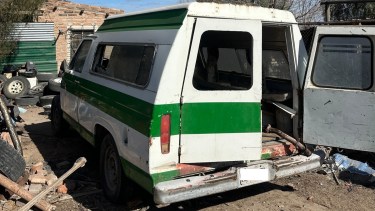Vendió su camioneta y le entregaron un cheque sin fondos en Roca: la Policía la recuperó en un taller