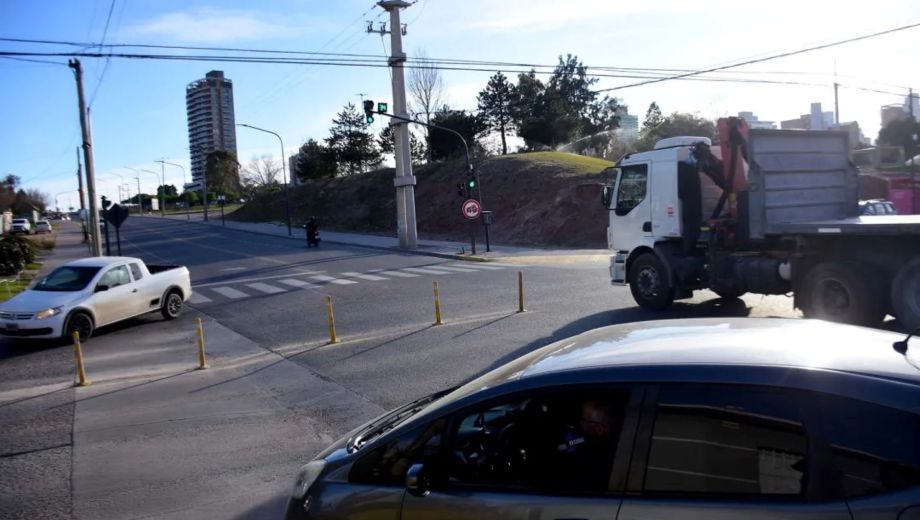 Cambios en Ruta 7, en uno de los ingresos a Neuquén. Foto: Matías Subat. 
