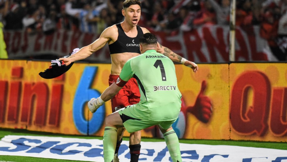 Armani atajó dos penales y Montiel metió el último. (Foto: Fotobaires)