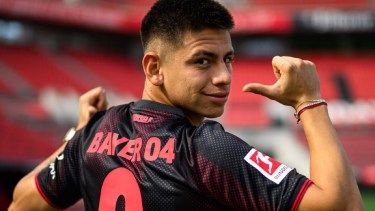 El Diablito Echeverri llegó a la Selección Argentina y le dejó un mensaje a Lionel Messi