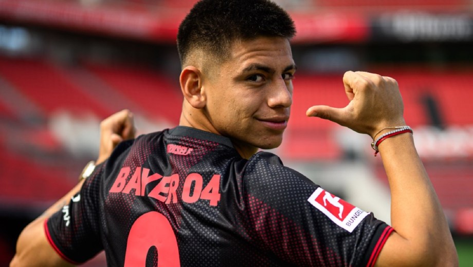 Claudio Echeverri opinó sobre las últimas declaraciones de Lionel Messi.