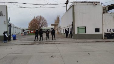 Incidentes en la cancha de Cipolletti: qué dijeron desde el club y la versión de la hinchada